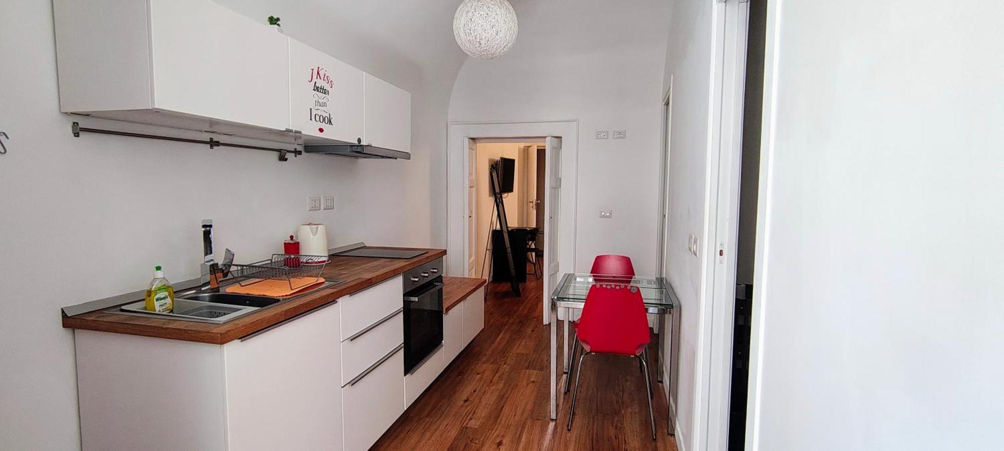 Central Suite Apartment * Bari